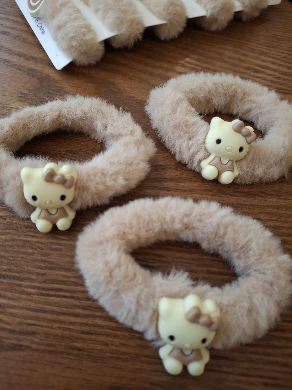 کشموی خزدار پولیشی کرم مدل کیتی