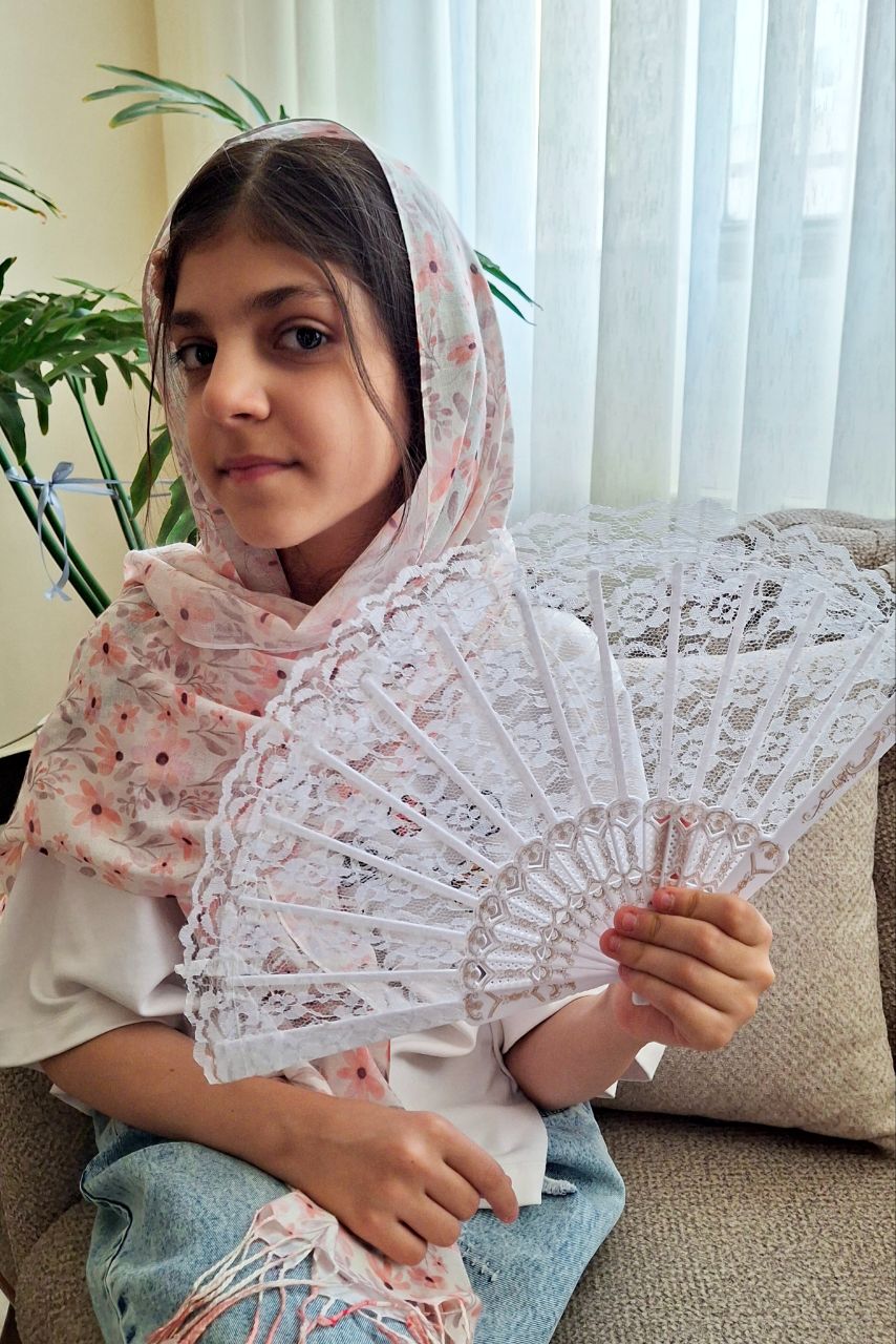 بادبزن مجلسی گیپور سفید و مشکی