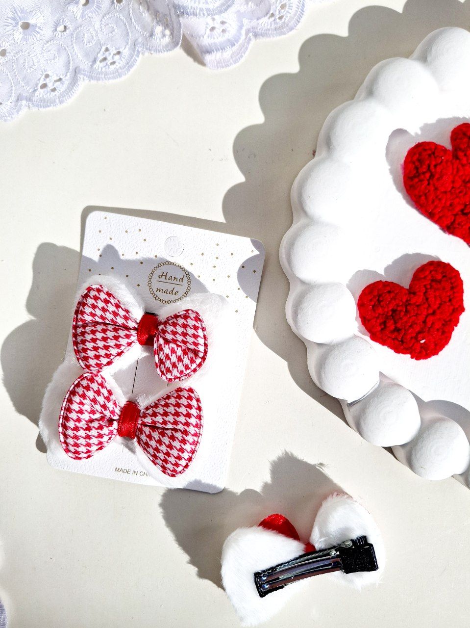 گلسر مخمل پاپیون و خز سفید